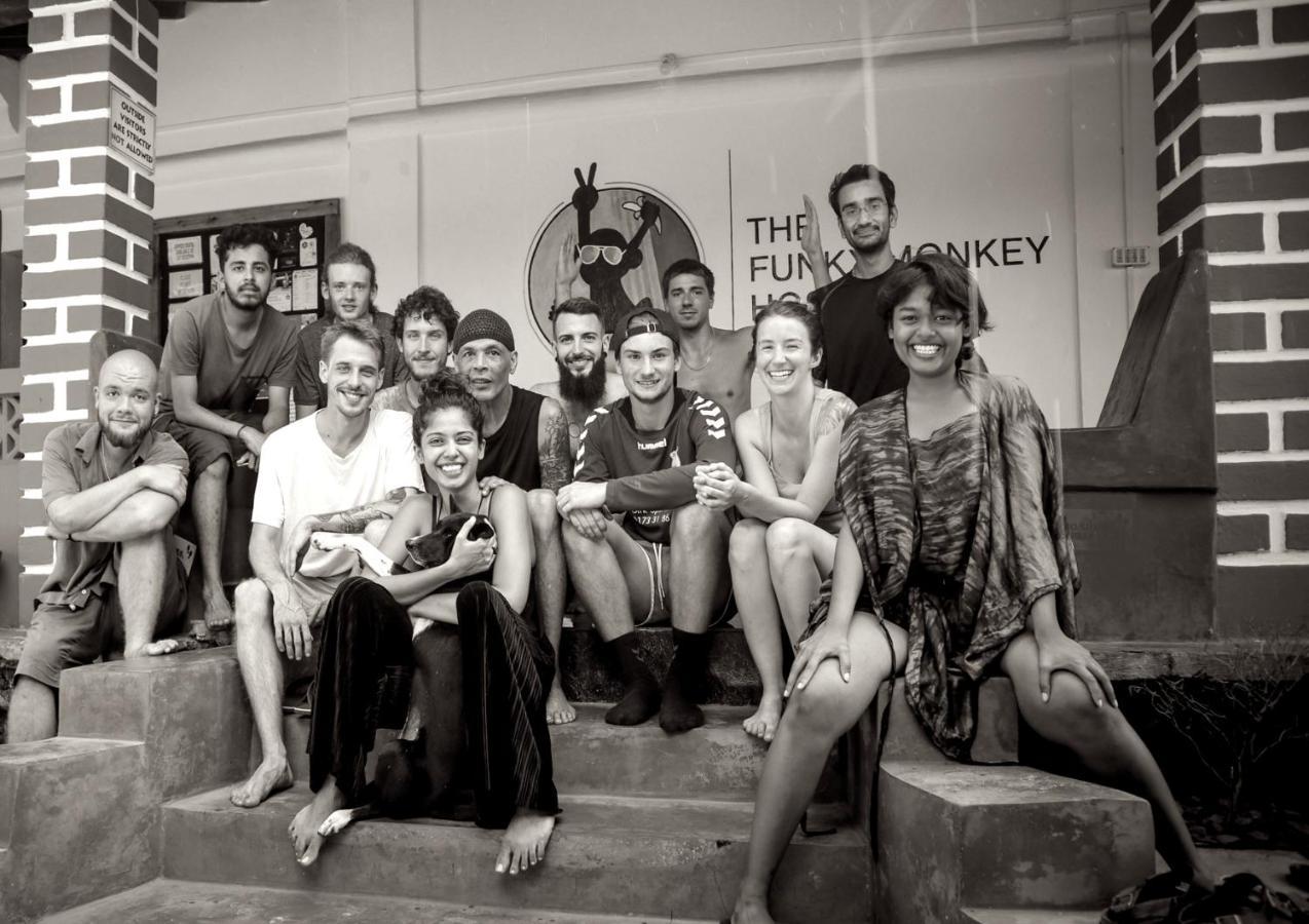 The Funky Monkey Hostel Anjuna Luaran gambar