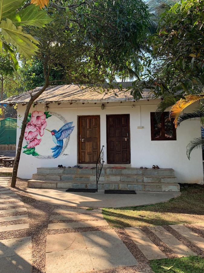 The Funky Monkey Hostel Anjuna Luaran gambar