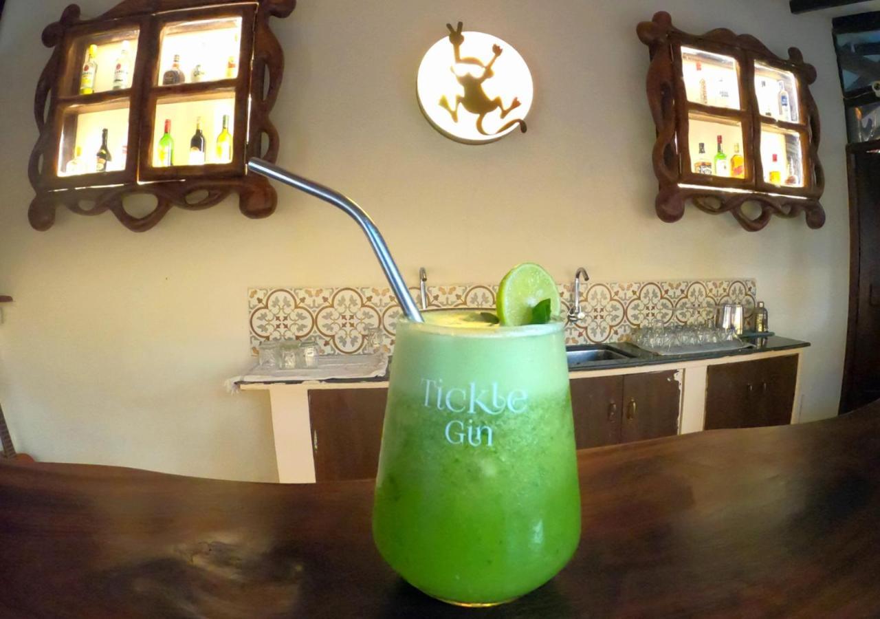 The Funky Monkey Hostel Anjuna Luaran gambar